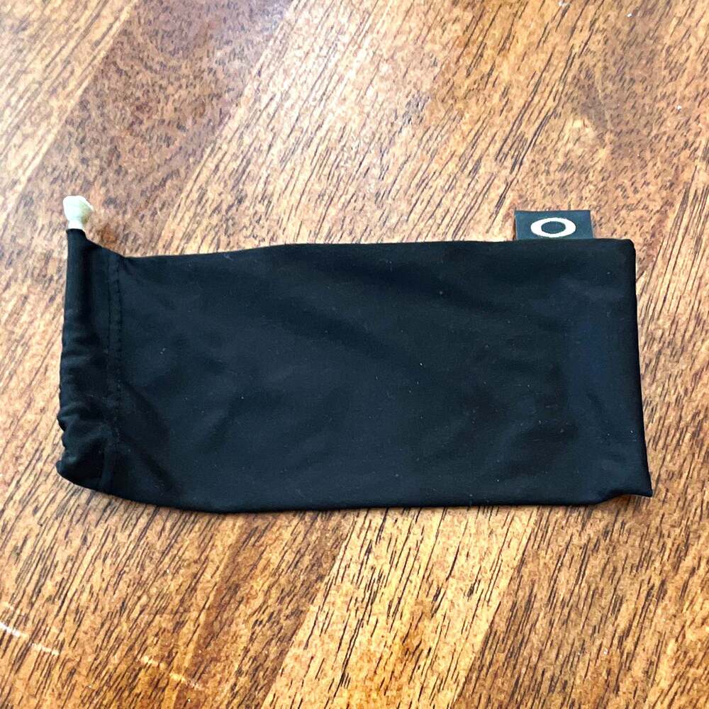 Oakley Black Cloth Drawstring Pouch for Glasses/Sunglasses Lightweight